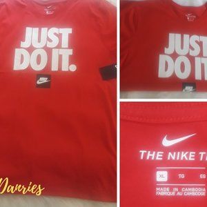 The Nike Tee Standard Fit Men's Short Sleeve XL